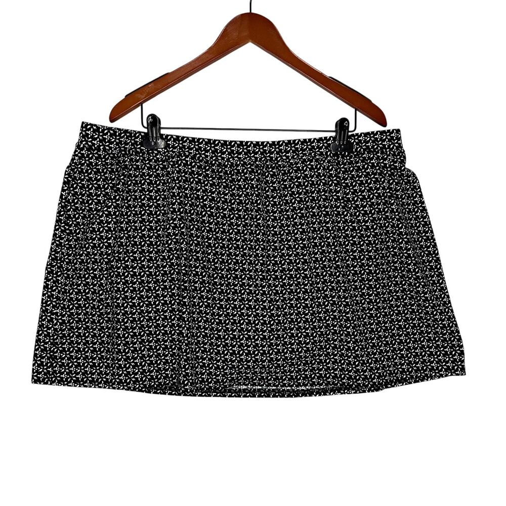 Lands End Plus Size 26W Swim Skirt Bottom with Brief Black Geometric Print